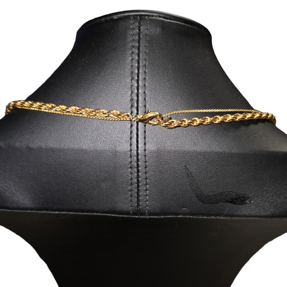 Vintage Gold Tone Basemetal Rope Chain With beads - Picture 3 of 3